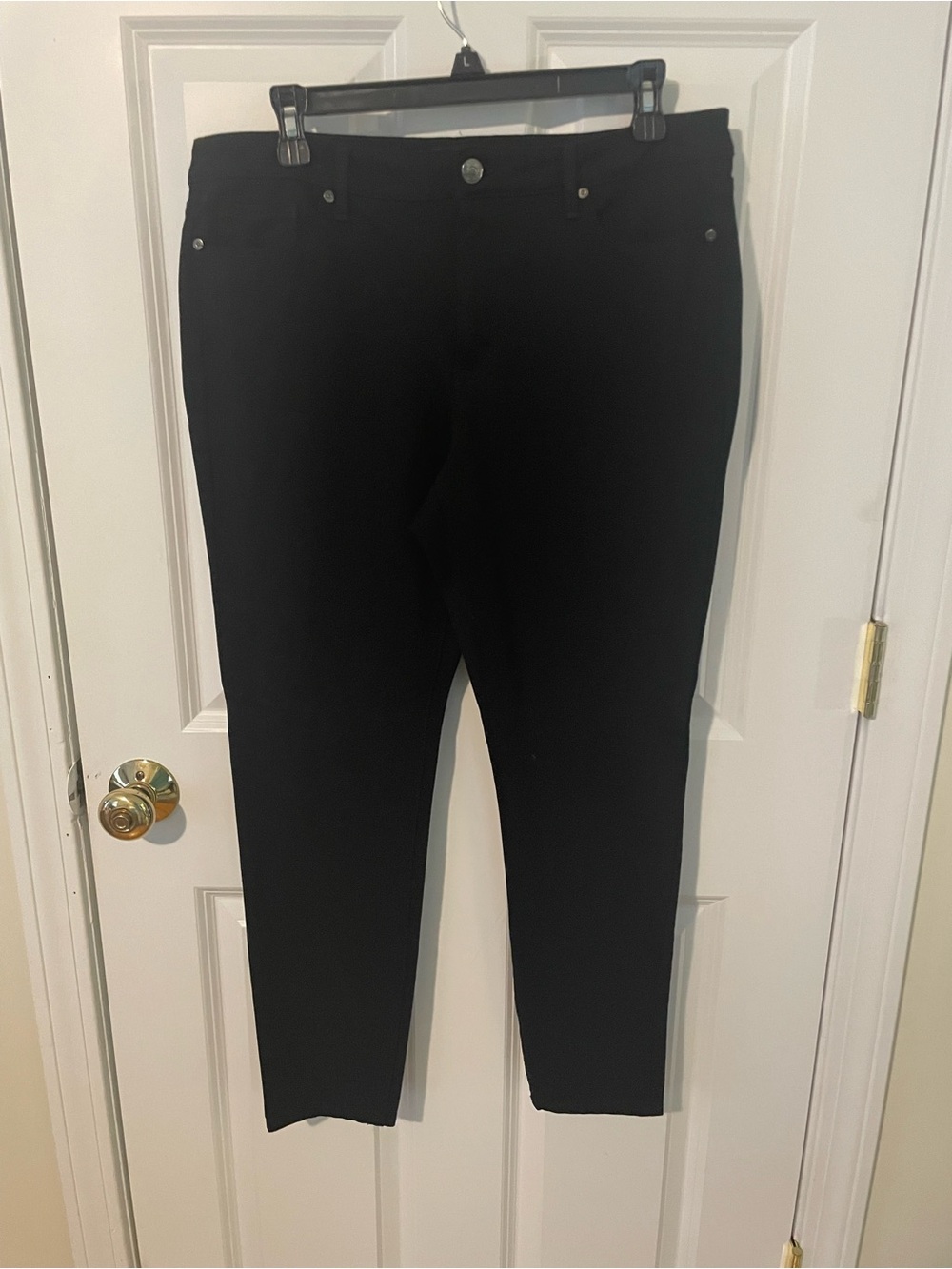 Nine West Women's Black Skinny Pants